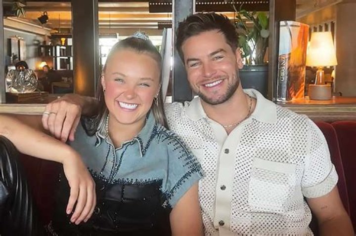 Chris Weidman Wife: Who is Chris Weidman married to?
