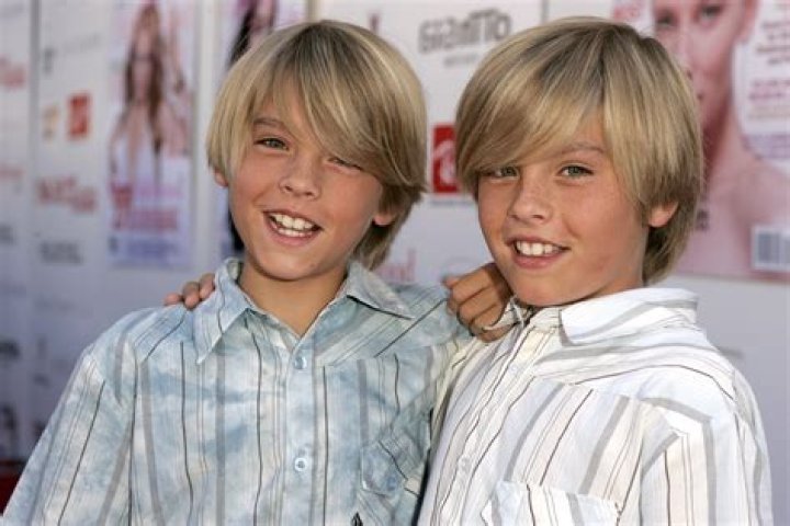 Dylan Sprouse Bio, Age, Career, Net Worth, Family & More