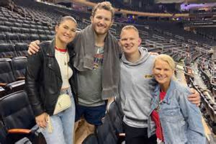 How much is Taryn Tkachuk’s net worth: What is Her Net Worth