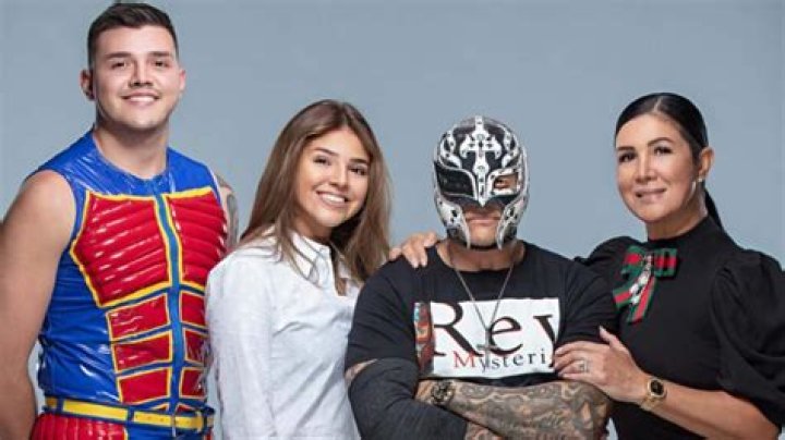 Rey Mysterio Wife: Meet Angie Gutierrez