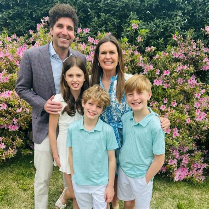Sarah Huckabee Sanders Bio, Parents, Husband, Children, Siblings