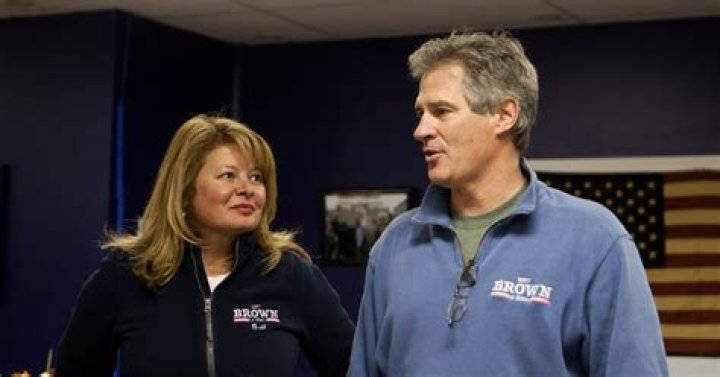 Who is Scott Brown Wife? All to know about Gail Huff